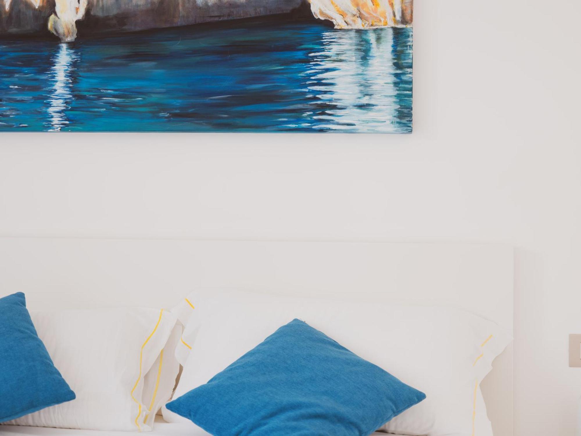 Luxury Suite La Terrazza In Pieno Centro In Cagliari Exterior foto